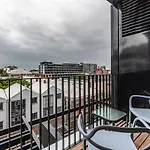 304 The Signature, De Waterkant